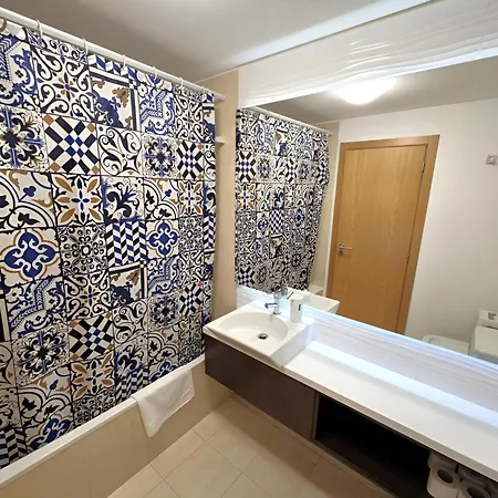Apartment Vista Mar Tamariz - Sea View, Wifi, Parking By Rentallido Canico (Madeira)